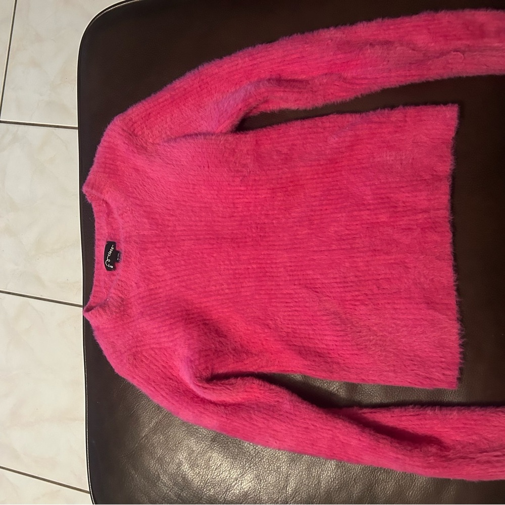 Art Class Vibrant Pink Sweater